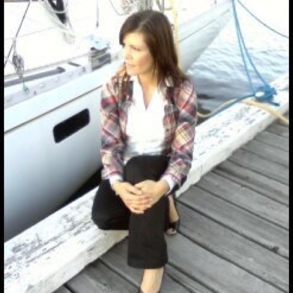 Meet your Posher, Shana - Picture 1 of 1